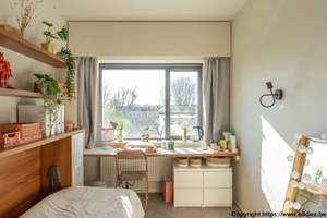 Kamer - bed & bureau