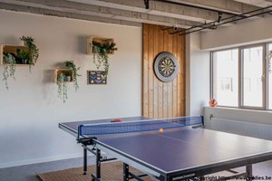 Ontspanningszaal - pingpong & darts